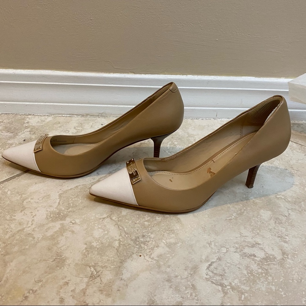 Coach Tan Pump, 6.5M
